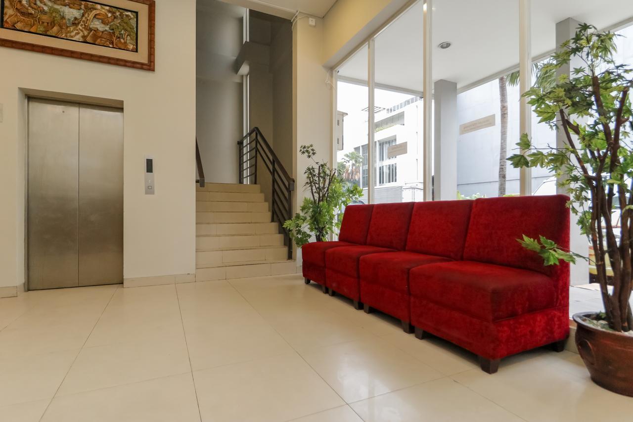 Reddoorz Plus @ Kapuk Business Park Jakarta Kültér fotó