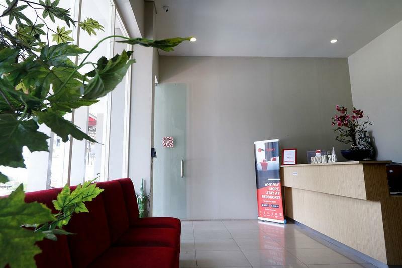 Reddoorz Plus @ Kapuk Business Park Jakarta Kültér fotó